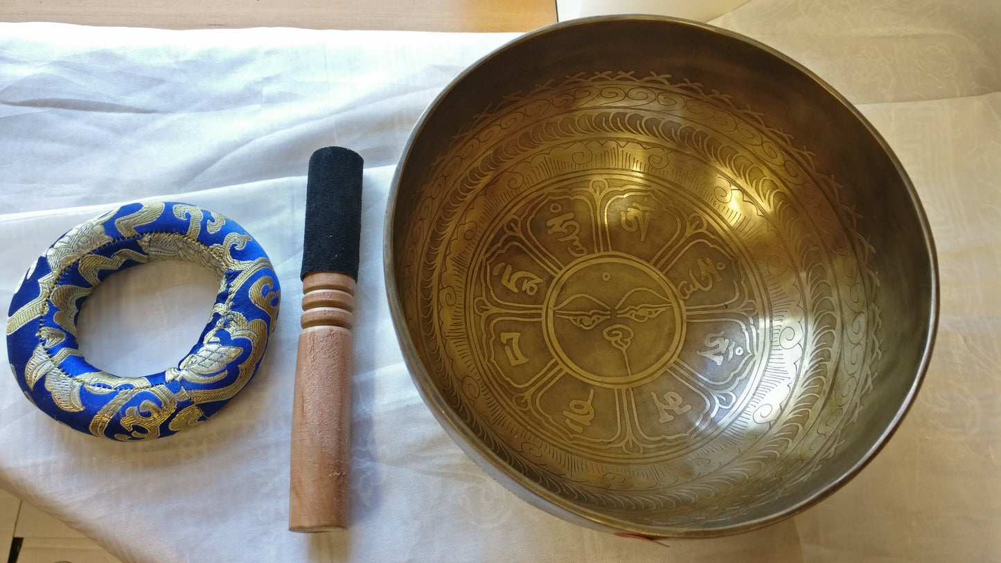 Om Ma Ni Pad Mey Hum Singing Bowl