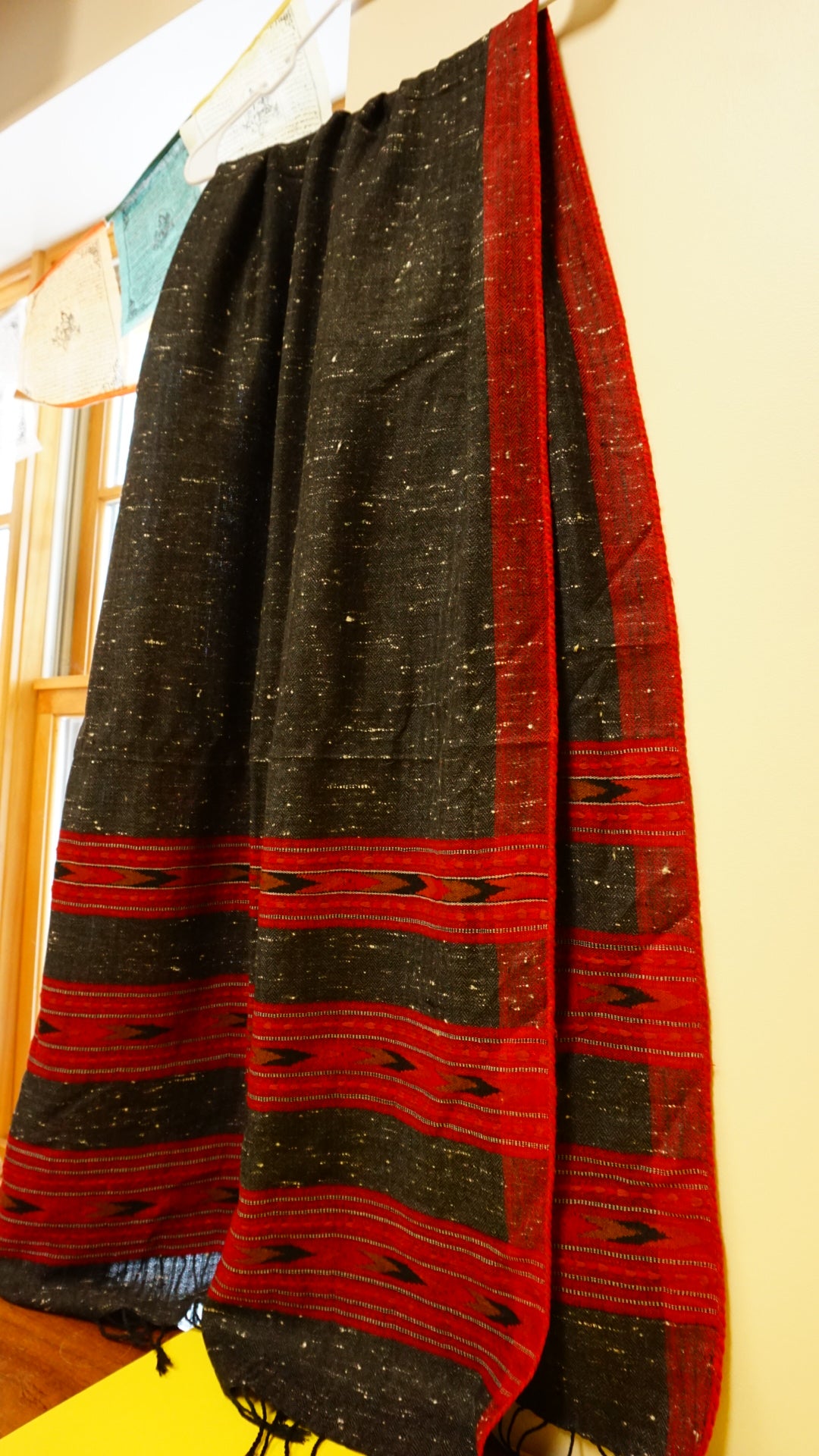 Light Weight Himalayan Woolen Shawls.